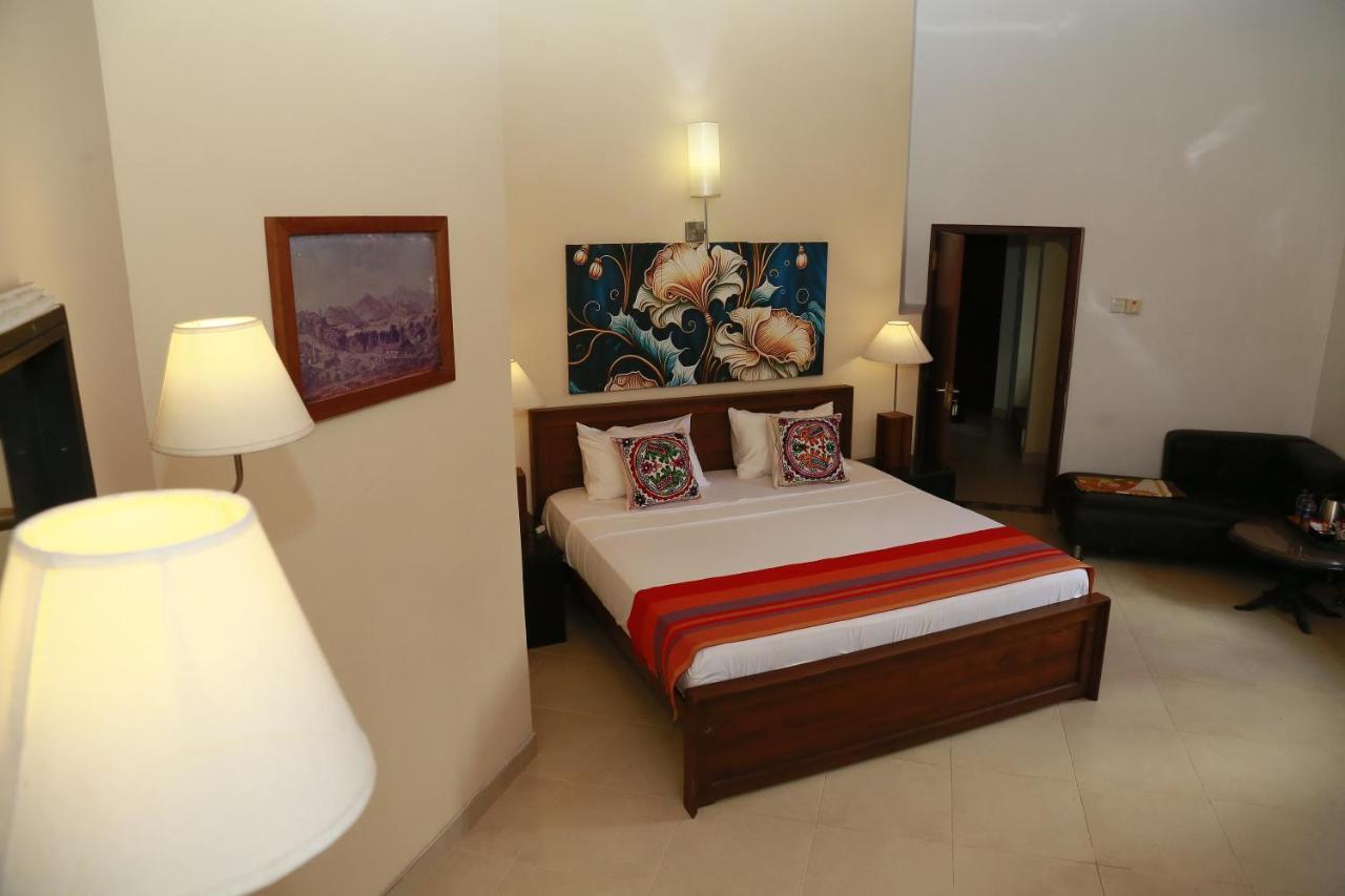 Crown Hills Kandy Inn Exterior foto